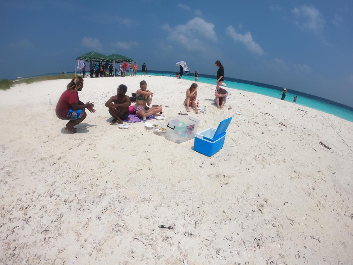 White Sand Lodge Maafushi Kültér fotó